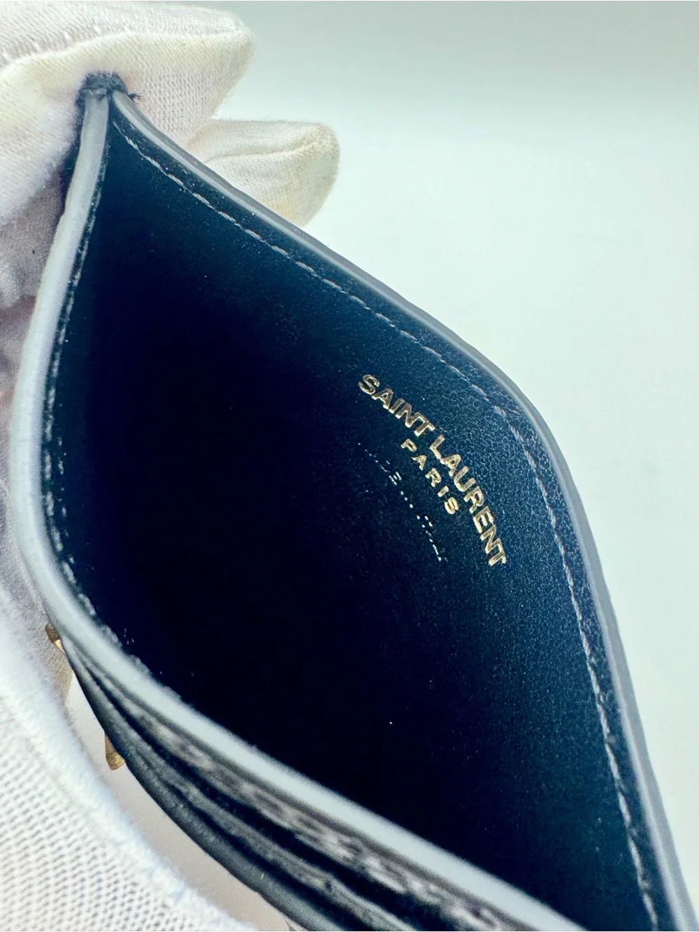 Saint Laurent compact saint